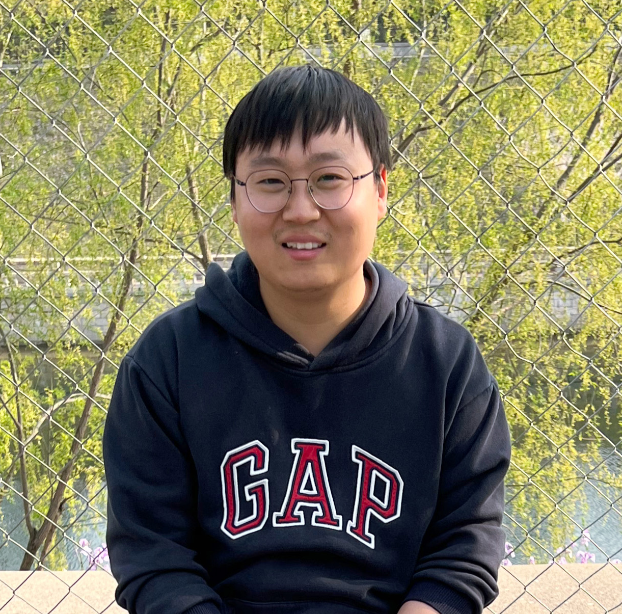 龚骞